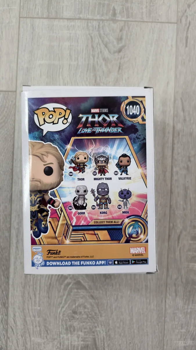 Figurine Funko Pop! N°1040 - Love And Thunder - Thor - Image 2